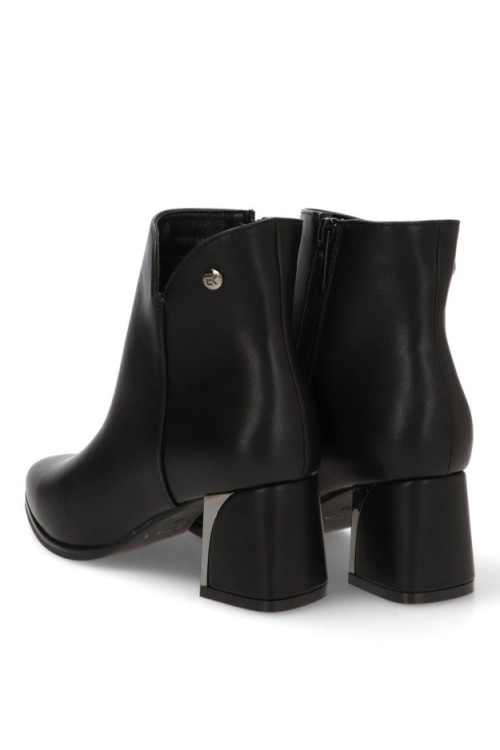 32019 LAURA NEGRO ETIKA 