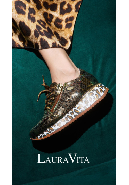 DELPHINE 46 OR LAURA VITA