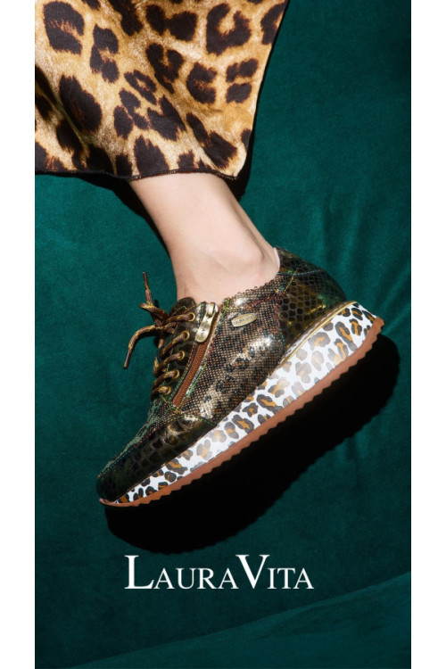 DELPHINE 46 OR LAURA VITA