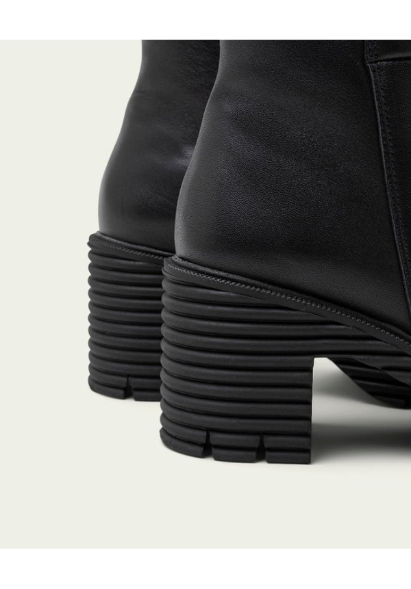 4870 NEGRO PORRONET